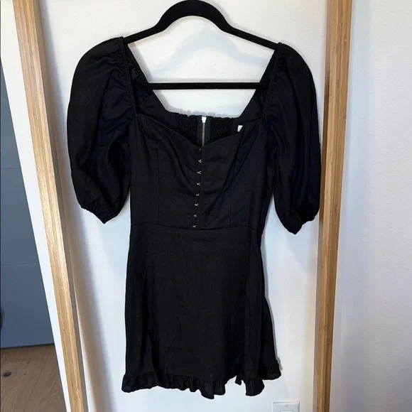 Elegant Black Puff Sleeve dress - Picture 1 of 4